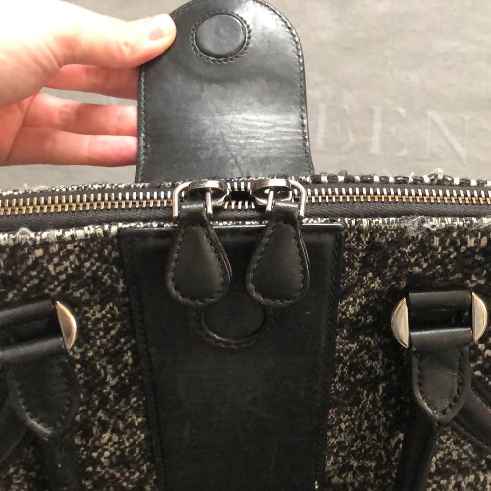 Alexander McQueen Novak Handbag - Picture 4 of 11